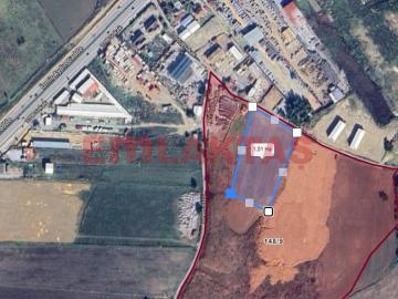 EMLAKTAŞ'TAN HAVAALANI KARŞISINDA 10.000 M2 KİRALIK ARAZİ