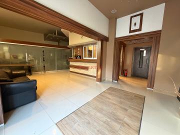 EMLAKTAŞ'TAN OTOBAN GİRİŞİNDE 1000 M2 LÜKS İŞYERİ **ASANSÖRLÜ