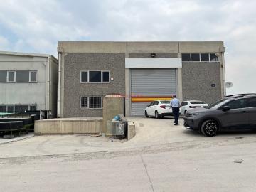 EMLAKTAŞ'TAN IŞIKKENT'TE KÖŞE KONUMDA, HAZIR OFİSLİ 300 M2 DEPO **BAHÇELİ