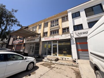 EMLAKTAŞ'TAN GÜVENLİKLİ SİTEDE HAZIR OFİSLİ 330 M2 İŞYERİ-DÜKKAN