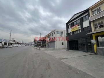 EMLAKTAŞ'TAN CADDE ÜZERİ 330 M2 İŞYERİ ** KÖŞE